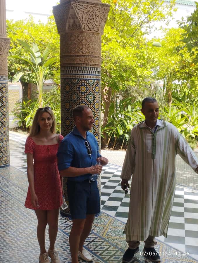 Marrakech City Tour: Souks, Palaces & Hidden Gems - Ending at Jemaa el-Fna with tea and street life