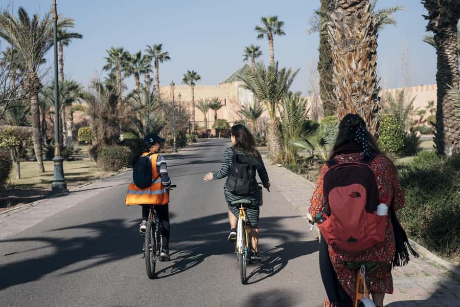 Marrakech: Cultural Bicycle Tour with Pastry and Tea - The hammam as a place for daily life