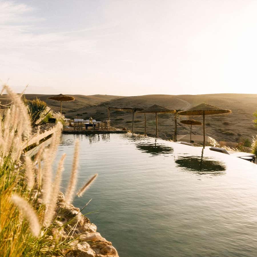 Marrakech: Day Pass in The Desert, swimming pool and lunch - Four and a half hours at the desert camp