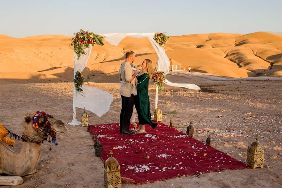 Marrakech Dinner Show Agafay Desert with Camels swiming pool - Why Agafay works for a short desert evening