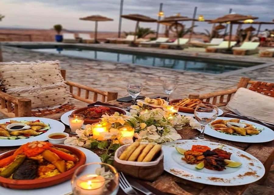 Marrakech Dinner Show Agafay Desert with Camels swiming pool - The water battle and the swimming pool question