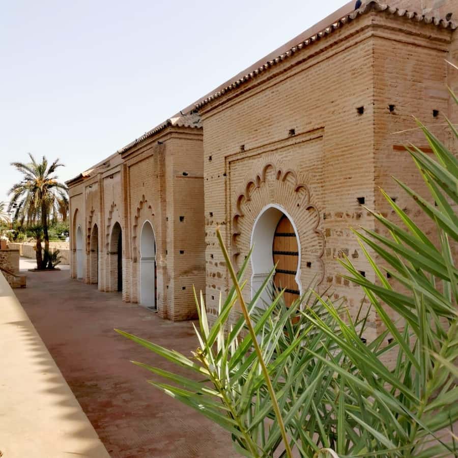 Marrakech: Guided Bike Tour with a local Guide - Koutoubia Mosque and the route toward the old city