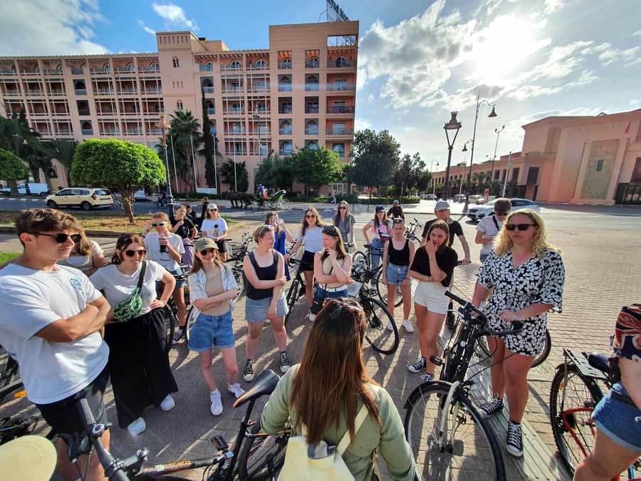 Marrakech:Guided City Cycling Tour - Culture, Colors & Charm - The medina, souks, and old neighborhoods