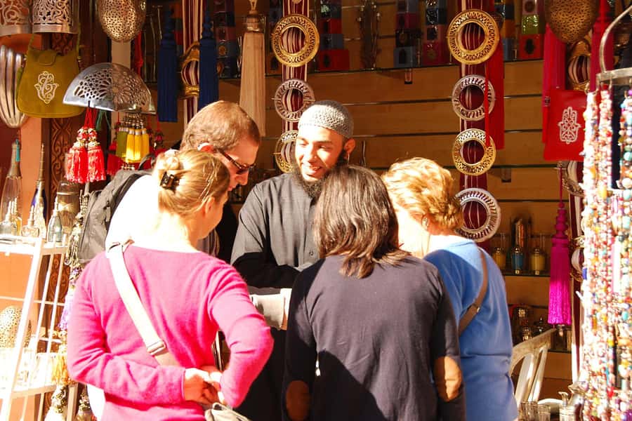Marrakech Guided Souks Tour with a Local Insider - How the shopping advice works