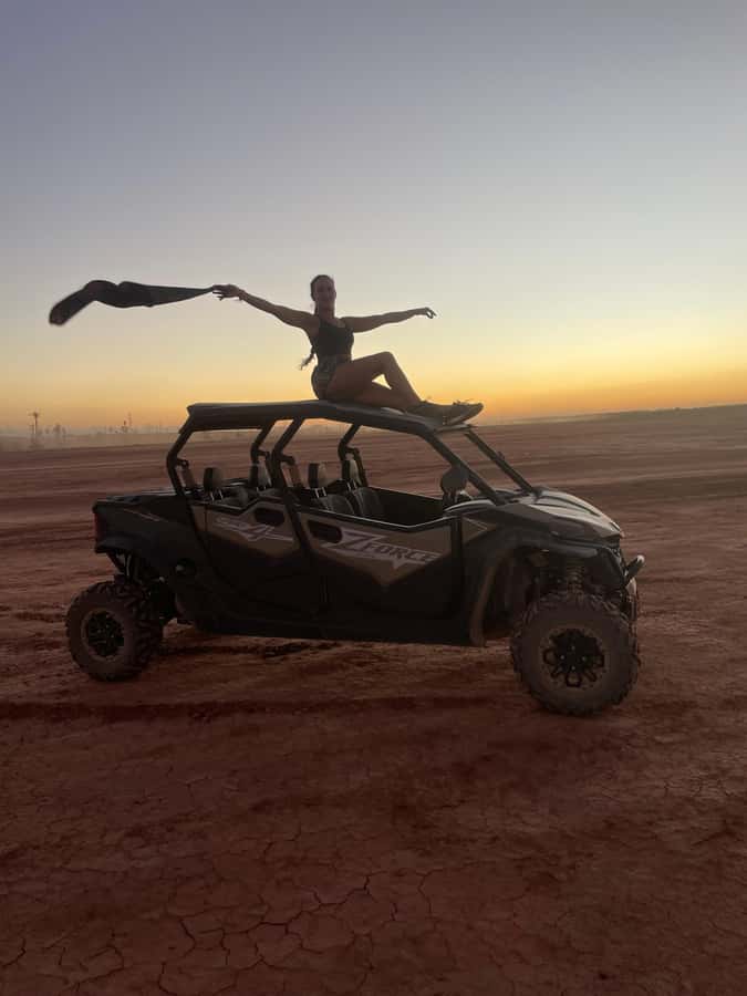 Marrakech: Half-day private tour in a 1000cc buggy in the Agafay Desert - Following tracks through villages, wadis, and desert hills