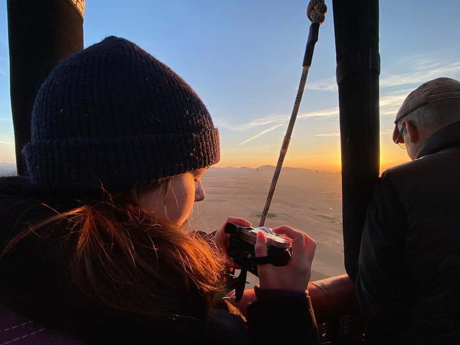 Marrakech: Hot Air Balloon Ride with Breakfast & Transfer - Tea, a safety briefing, and the launch field