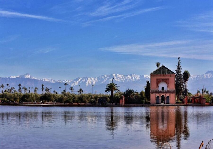 Marrakech: Majorelle & Menara Garden Tour and Carriage Ride - Seeing the city from a horse carriage