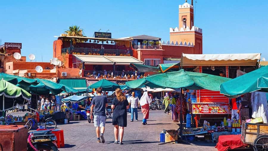Marrakech: Medina and Souks Walking Tour - Shopping for Berber jewelry, ceramics, and textiles