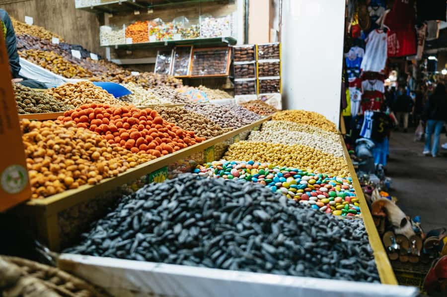 Marrakech: Medina by Night Walking Tour with Moroccan Tea - Who should book this Medina walk