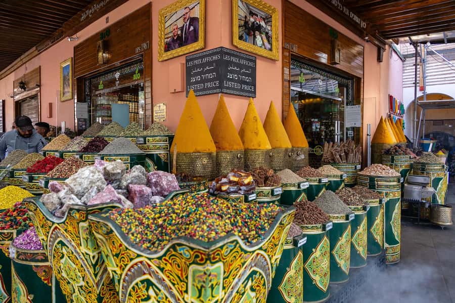 Marrakech: Medina, Souks, Artisans Guided Tour with Mint Tea - Metalwork in Souk Haddadine