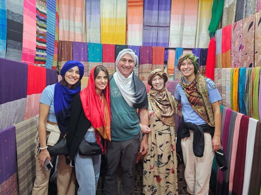 Marrakech: Medina Souks, Hidden Markets and Shopping Tour - From Jemaa el Fnaa Into the Narrow Lanes