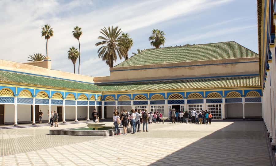Marrakech: Monuments, Souks and Medina Guided Walking Tour - Souk El Attarine and the smell of Marrakech