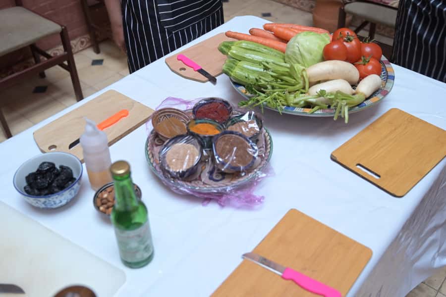 Marrakech: Moroccan Cooking Class for vegetarians and vegan - A Moroccan cooking class that gives you time to participate