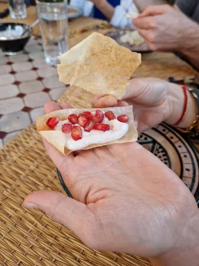 Marrakech: Moroccan Cooking Class for vegetarians and vegan - A shared meal on the terrace