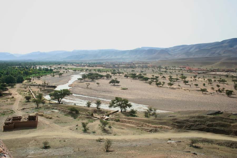 Marrakech/Ouarzazate: 2-Day Desert with Camel, 4x4 & Meals - Sunrise, breakfast, and the ride back