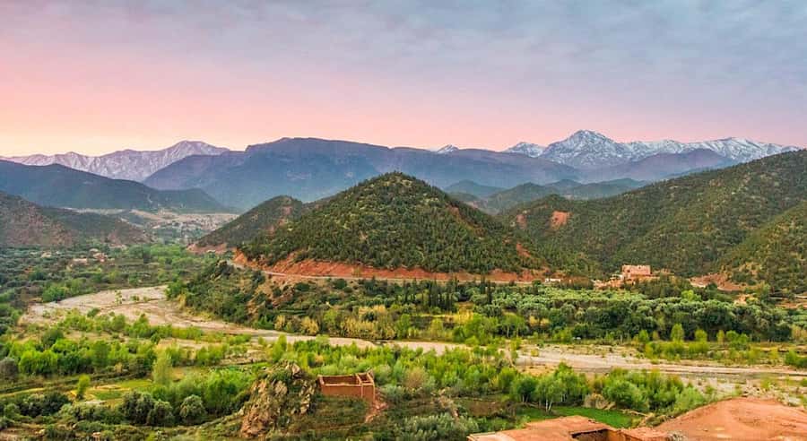 Marrakech: Ourika Valley Waterfalls Hike & Traditional Lunch - Tea, villages, crafts, and the first valley stop