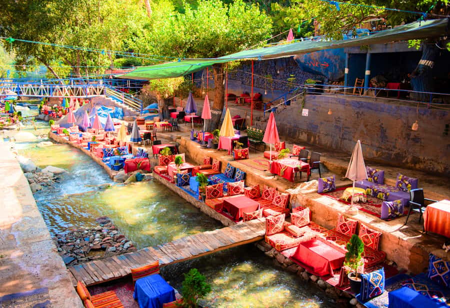 Marrakech: Ouzoud Waterfalls Trip, Guide & Boat + Lunch - Climbing out and returning to Marrakech
