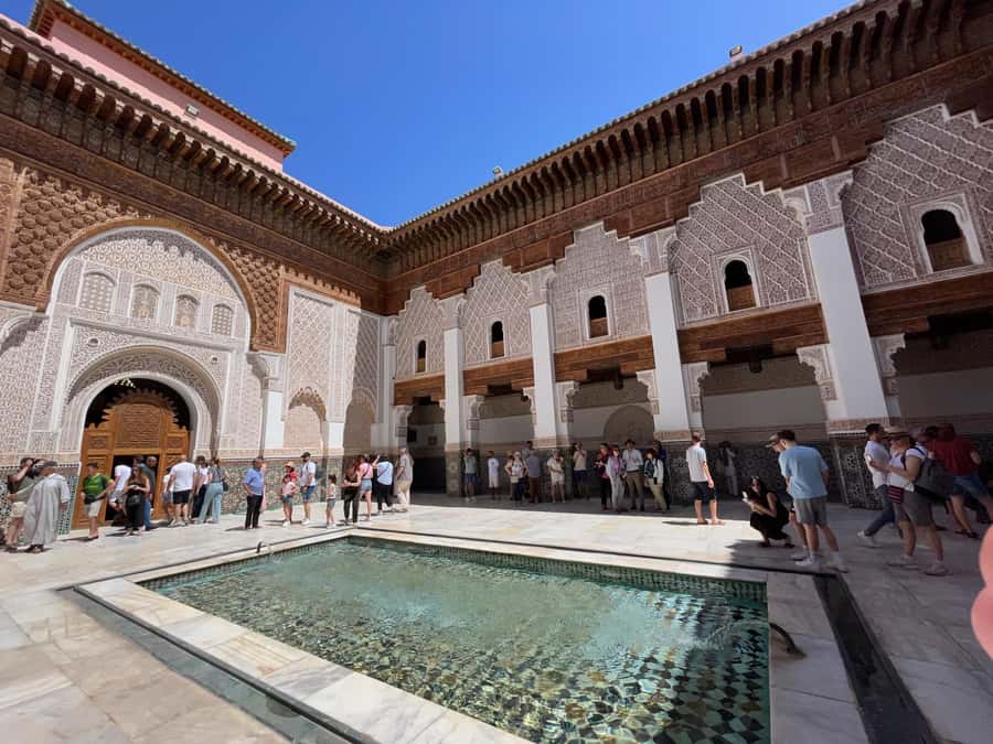Marrakech: Palace, Museum, Madrasa & Medina Highlights Tour - What the guide adds to the day