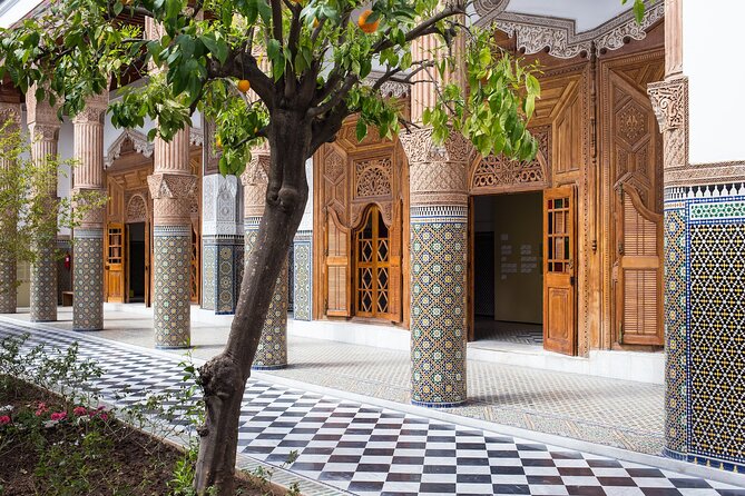 Marrakech: Palace, Museum, Madrasa & Medina Highlights Tour - Walking through Souk Semmarine