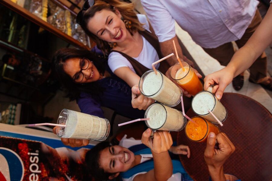 Marrakech: Private Food Tour – 10 Tastings with Locals - A stop at a Berber pharmacy