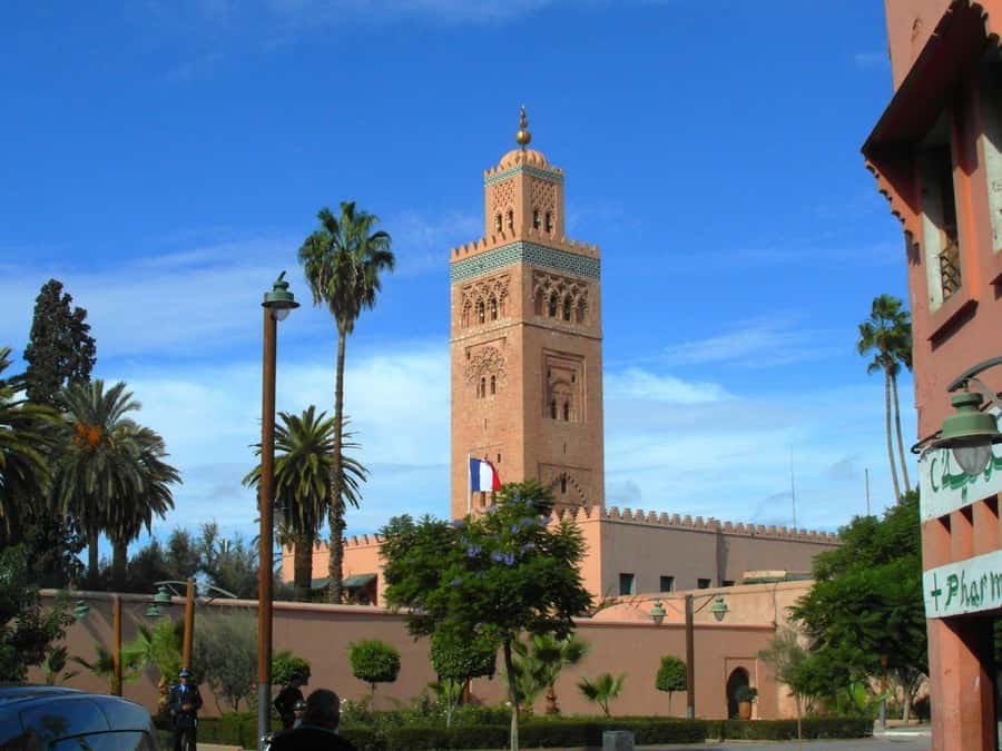 Marrakech: Private Half- or Full-Day Tour with Guide - Koutoubia Mosque and the first look at Marrakech