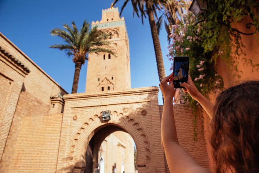 Marrakech: Private Tour w/ Locals – Highlights & Hidden Gems - Meeting at Koutoubia Mosque