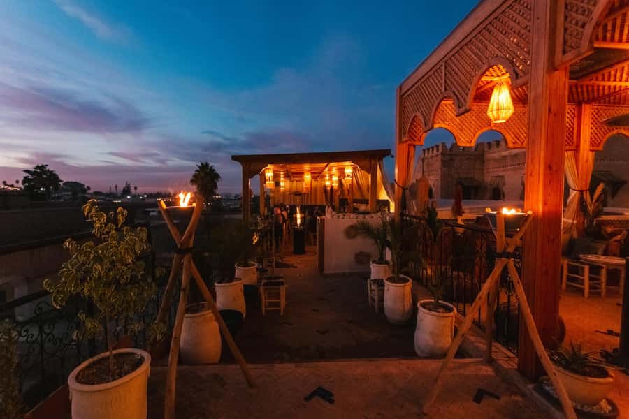 Marrakech: Rooftop Dinner with Koutoubia View - What happens during the two-hour dinner