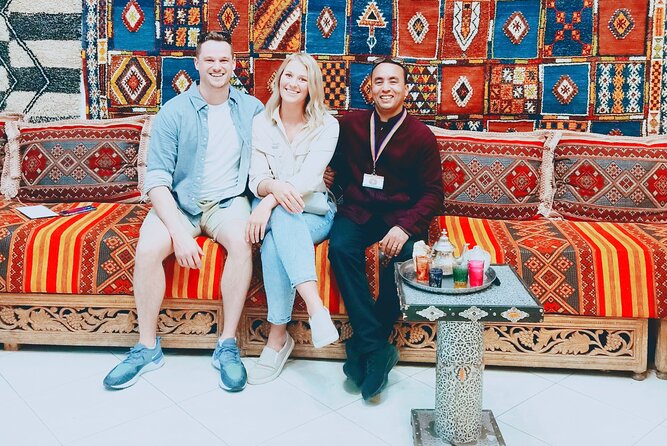 Marrakech Shopping Tours : Private Souks Tour - Meeting at Jemaa el-Fnaa and entering the smaller souks