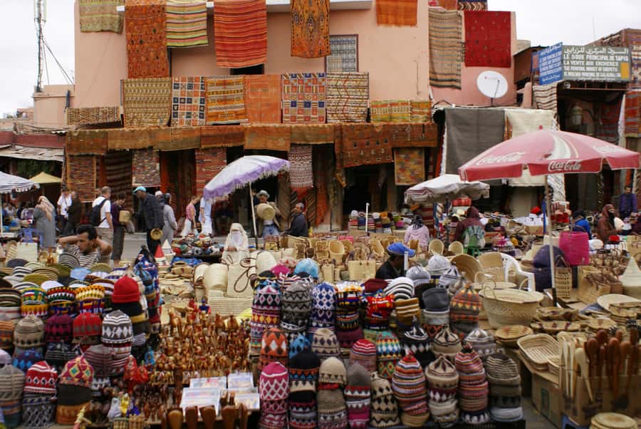 Marrakech & Souk Shopping Tour. - What the guide adds to the experience