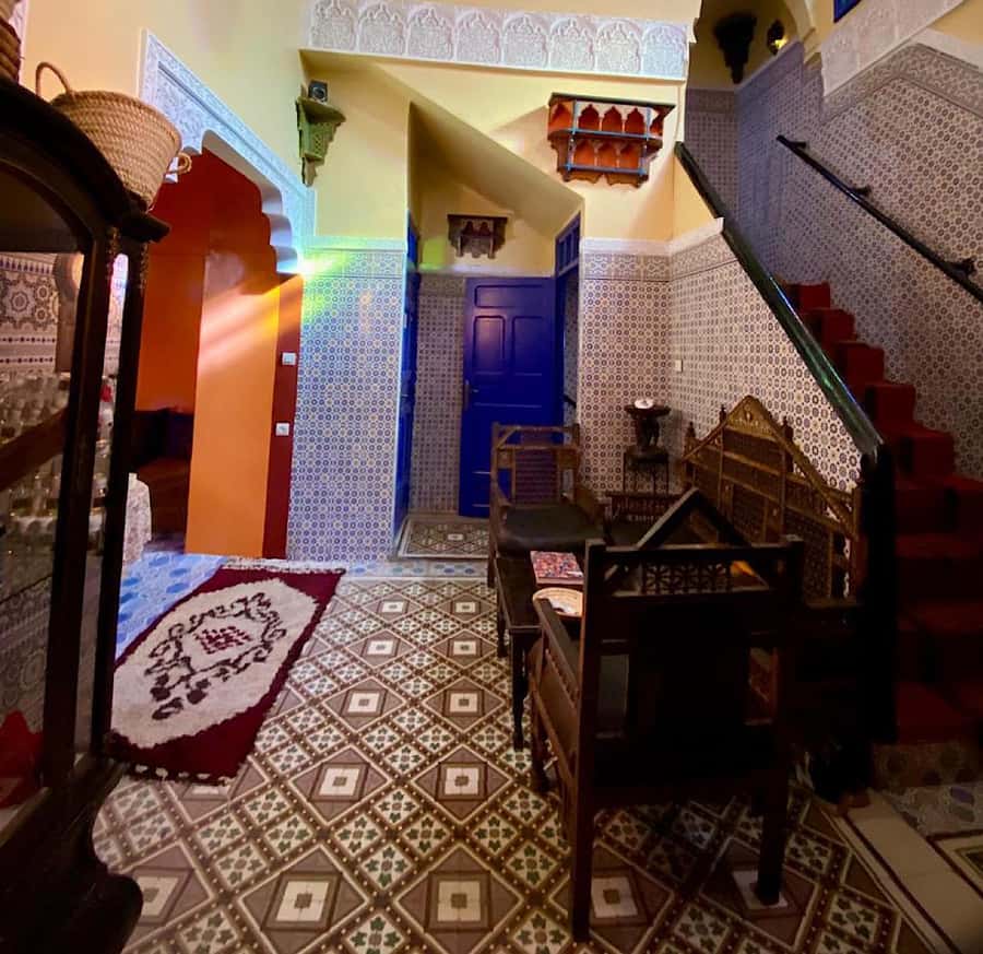 Marrakech: Souk Tour & Berber Hammam with Massage - Finding your way through Marrakech’s souks