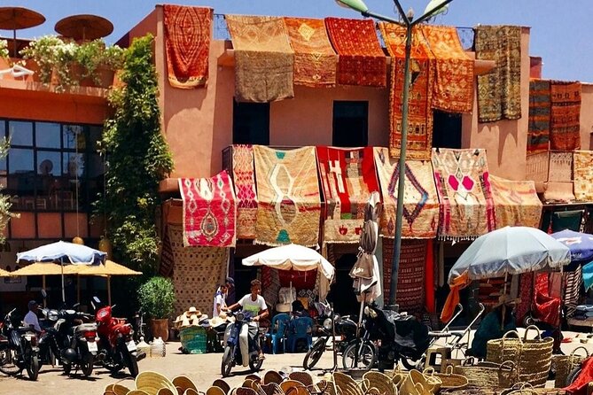 Marrakech: Sunset Dinner in the Agafay Desert - A 40-minute stop at the argan oil cooperative
