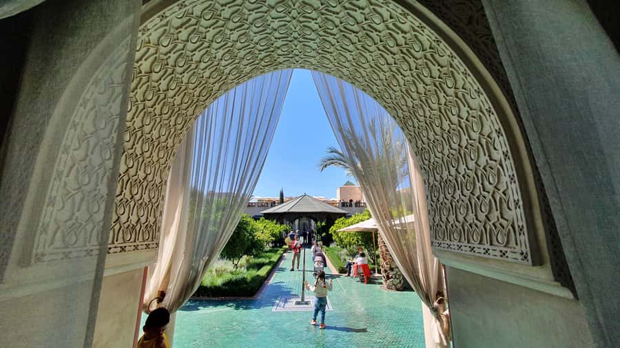 Marrakech: Tailor-Made City Tour With Your Own Private Guide - Why a private Medina walk helps in Marrakech