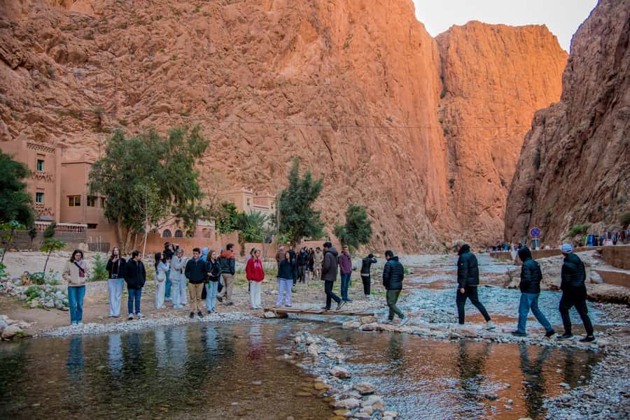Marrakech to Fes: 3-Day Merzouga Desert Camel & Sandboarding - Choosing between the standard and luxury camp