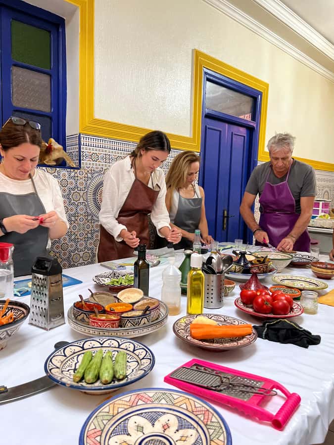 Marrakech: Traditional Moroccan Cooking Class & Market Visit - Learning the Moroccan mint tea ritual