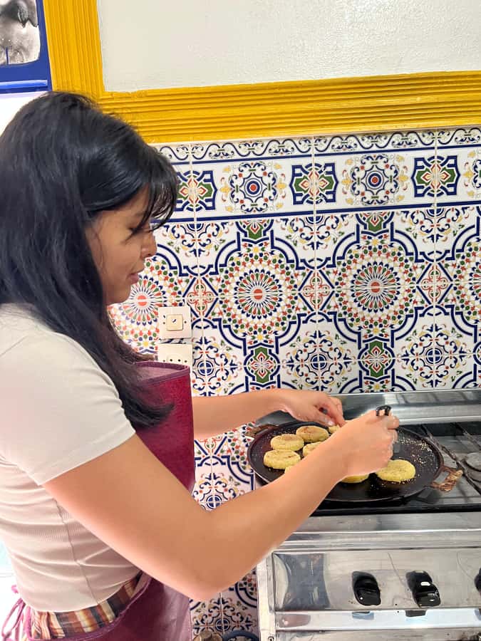 Marrakech: Traditional Moroccan Crepes & Bread Cooking Class - Practical tips for a smoother class