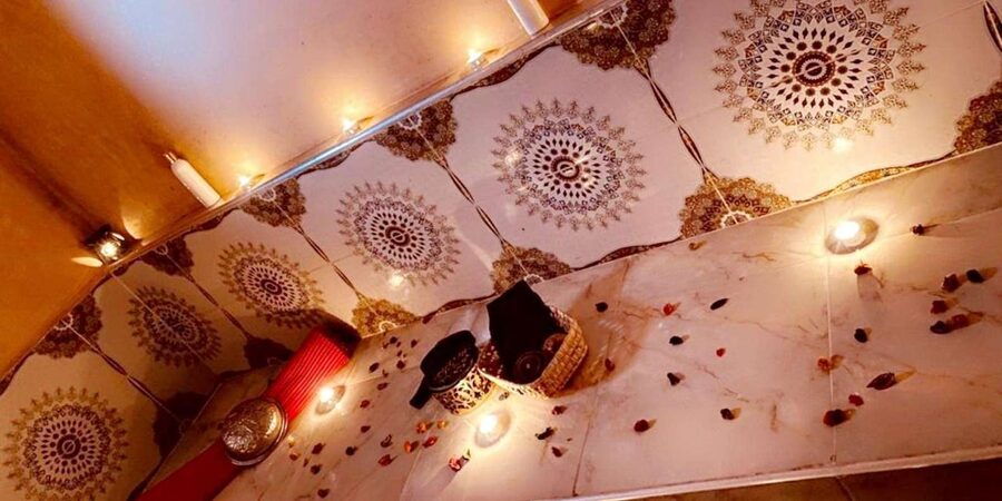 Marrakech: Weave Your Own Moroccan Rug with Love & Transfe - Cancellation, Languages, and Practical Details