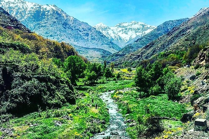 Marrakesh: Atlas Mountains, Imlil Valley & Waterfalls Tour - Tahnaout and the first look at rural Morocco