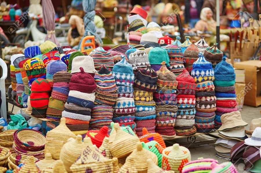 Marrakesh: Guided Souk Shopping Tour with a Local Guide - Why a guide helps inside Marrakesh’s souks