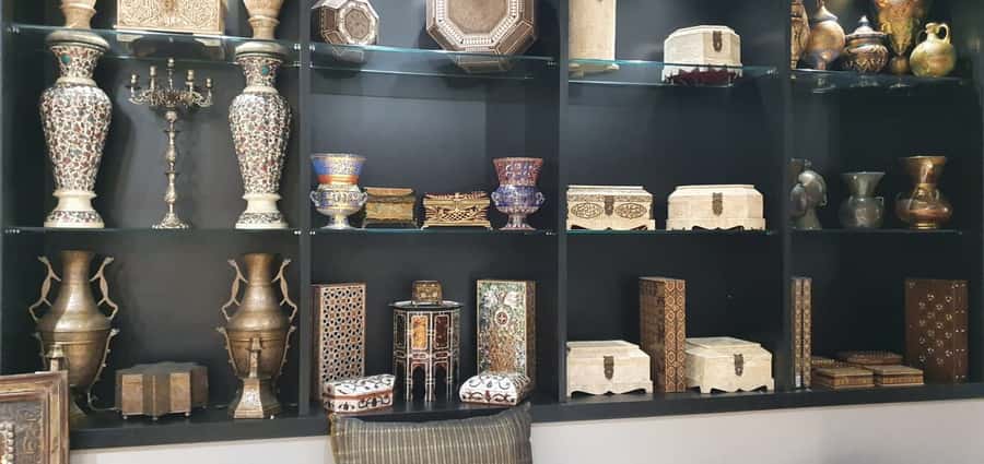 Marrakesh: Guided Souk Shopping Tour with a Local Guide - Safety, comfort, and the group setting