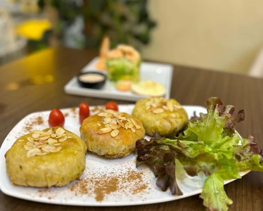 Marrakesh: Moroccan Lunch at Chouf L'Or Restaurant - Pickup from your hotel or riad