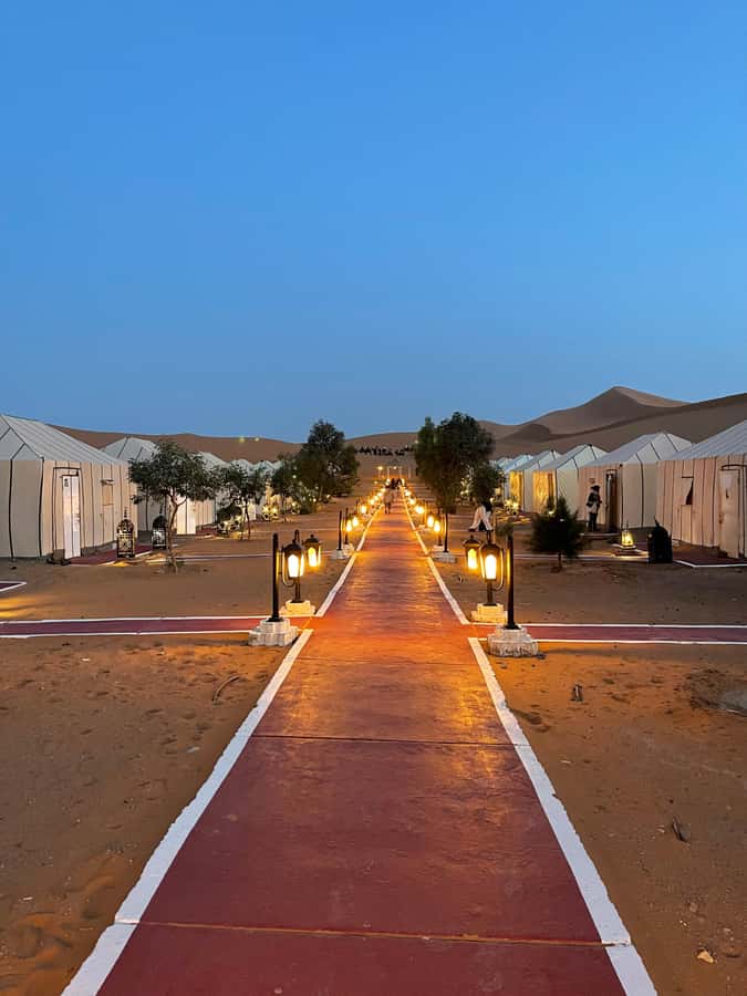 Merzouga: 1-Night in the luxury camp. camel ride & Dinner - Who will enjoy this Merzouga night most