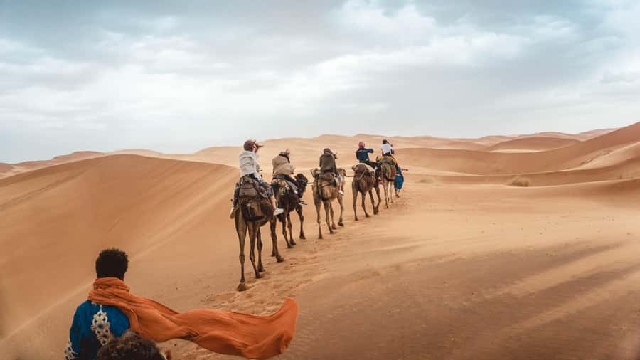 Merzouga: Overnight Stay in Luxury Desert Tent with Dinner - Sunrise, breakfast, and the choice of camel or 4x4
