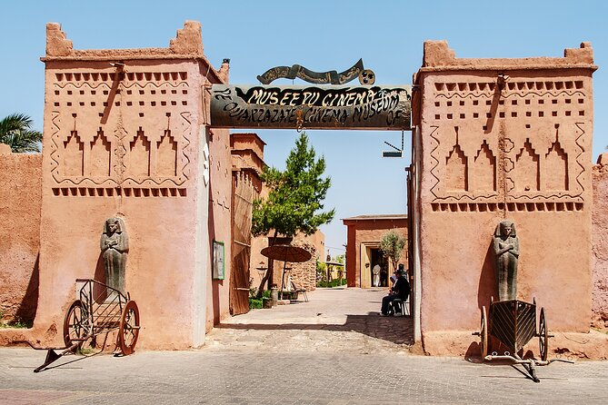 Morocco 12 Days Tour from Casablanca - Chefchaouen and Volubilis: blue lanes followed by Roman stones