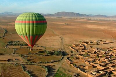 Morocco 8-Night Tour: Chefchaouen, Desert & Hot Air Balloon
