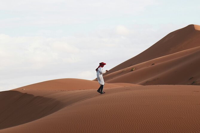 Morocco 8-Night Tour: Chefchaouen, Desert & Hot Air Balloon - Day 3: Fez, leather, tilework, and tight medieval lanes