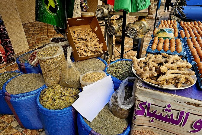 Old local Market visit+Moroccan cooking class with a local family - From Casablanca souk to family table