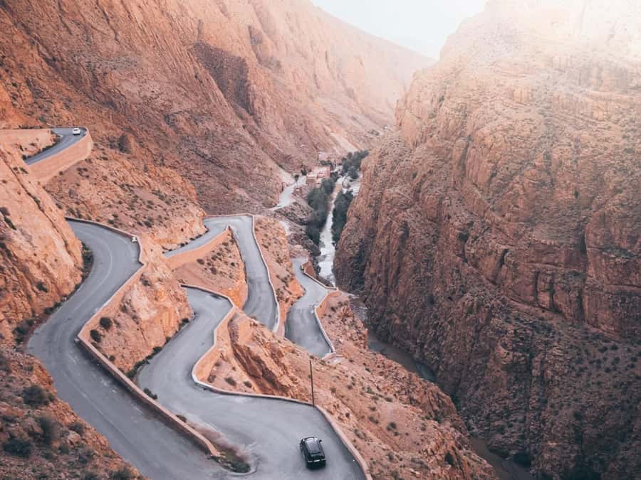 Ouarzazate to Marrakech: 3-Day Desert Tour with Camel Trek - Day two: Todra Gorge, Tinghir, and the camel ride
