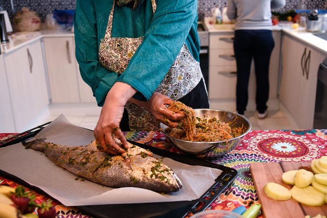 Private Casablanca Market Tour and Cooking Class with Chamsi - Booking, timing, and cancellation