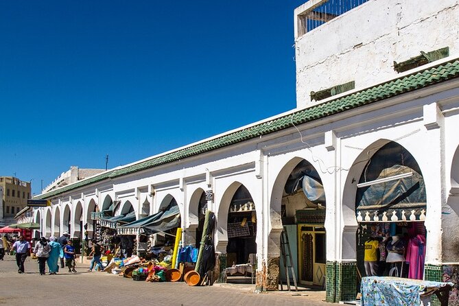 private Day trip from Fez to Volubilis and Meknes (without shopping) - Leaving Fez by highway or farm road