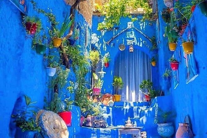 Private full day trip to chefchaouen from Casablanca with lunch - Entering Chefchaouen’s medina and Outa el Hammam Square